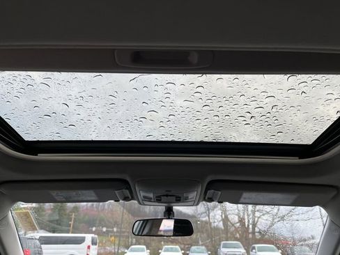 Used 2016 Toyota RAV4 XLE image 18