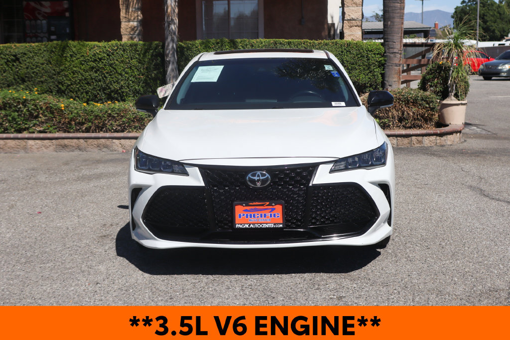 Used 2019 Toyota Avalon XSE w/ All Weather Liner Package FWD image 3