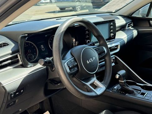 Used 2023 Kia K5 LXS image 11