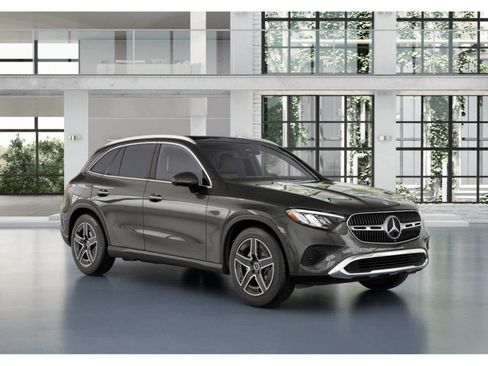 Used 2026 Mercedes-Benz GLC 300 4MATIC image 10