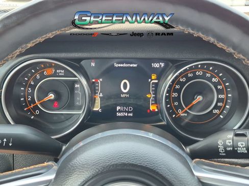 Used 2022 Jeep Wrangler Unlimited Sahara AWD/4WD image 29