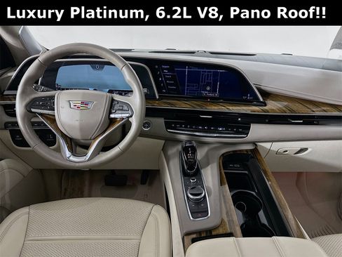 Used 2022 Cadillac Escalade ESV Premium Luxury Platinum image 25