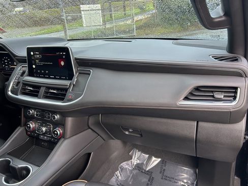 Used 2022 GMC Yukon AT4 w/ Technology Package image 26