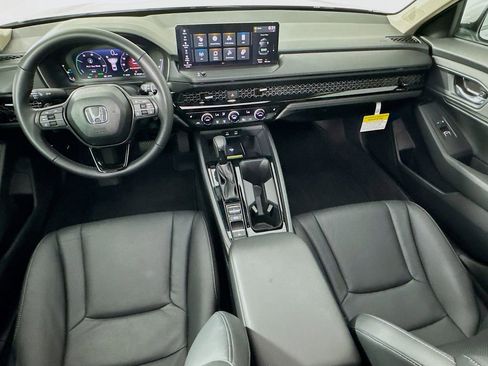 Used 2025 Honda Accord EX-L image 29
