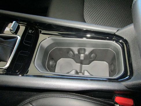 New 2026 Jeep Compass Latitude image 34