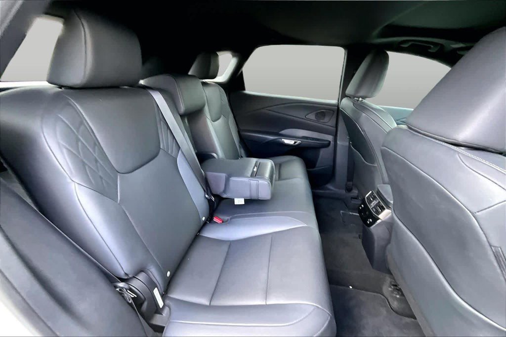 Used 2024 Lexus RX 350h w/ Accessory Package (Z1) AWD/4WD image 18
