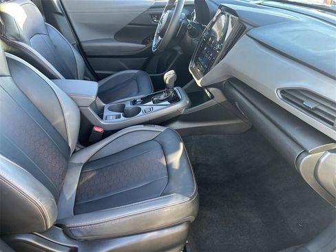 Certified 2025 Subaru Crosstrek 2.5i Limited w/ Popular Package #3A image 9