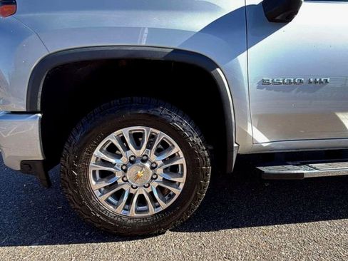 Used 2021 Chevrolet Silverado 3500 High Country w/ Z71 Off-Road Package image 19