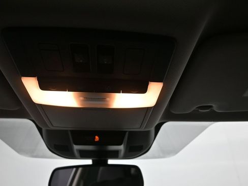 Used 2021 Nissan Rogue SL w/ Premium Package image 22