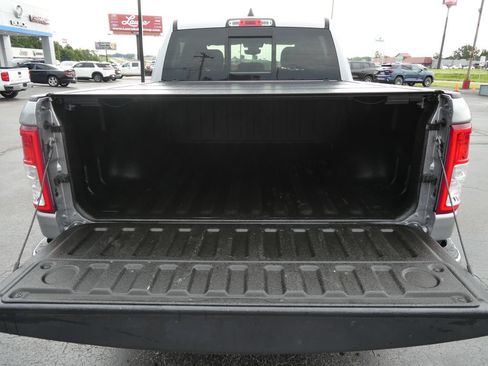 Used 2022 RAM 1500 Big Horn AWD/4WD image 19
