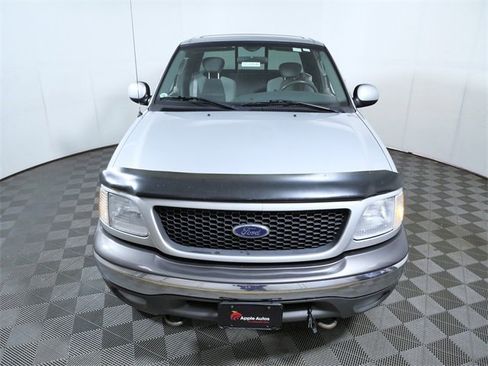 Used 2003 Ford F150 XLT image 3