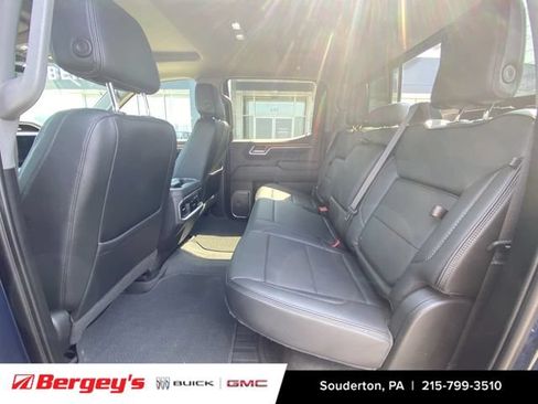 Used 2022 GMC Sierra 1500 Denali AWD/4WD image 9