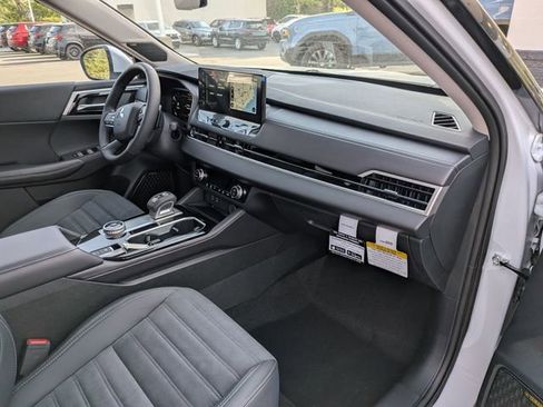 New 2026 Mitsubishi Outlander SE image 35