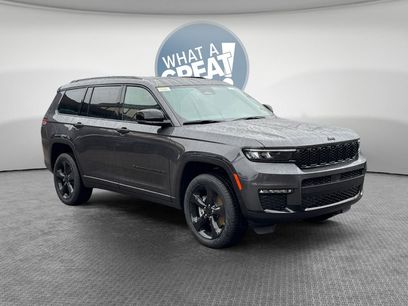 New 2025 Jeep Grand Cherokee L Limited w/ Black Appearance Package