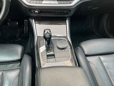 Used 2020 BMW 330i Sedan w/ M Sport Package RWD image 20