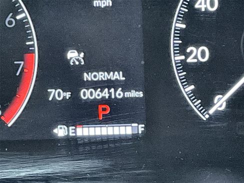 Certified 2025 Honda HR-V Sport image 22