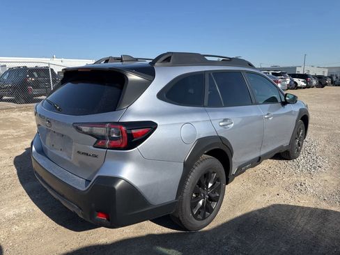 Used 2024 Subaru Outback Onyx Edition AWD/4WD image 3