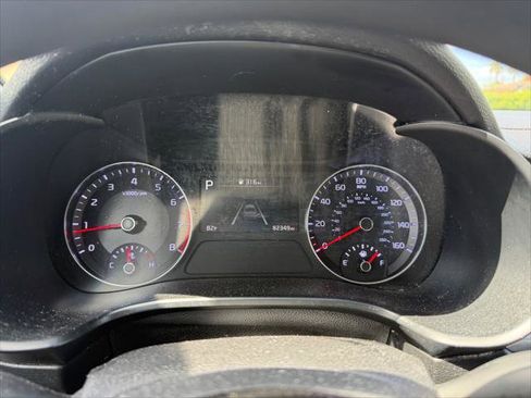 Used 2024 Kia Forte LXS image 22