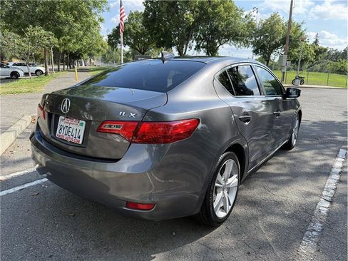 Used 2015 Acura ILX w/ Technology Package FWD image 5