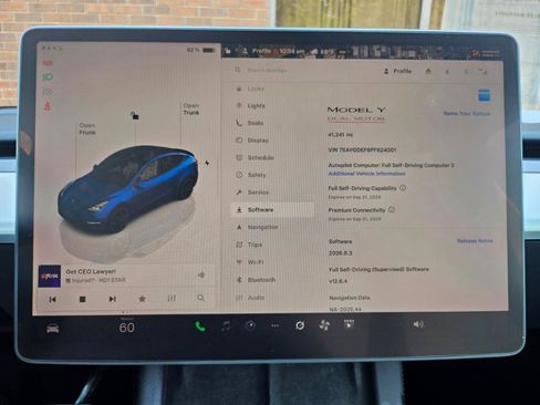 Used 2023 Tesla Model Y Performance AWD/4WD image 2