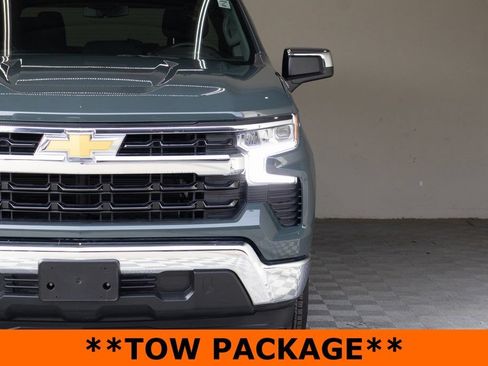 Used 2025 Chevrolet Silverado 1500 LT RWD image 5