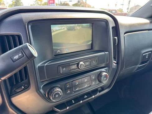 Used 2018 Chevrolet Silverado 2500 W/T w/ WT Convenience Package image 19
