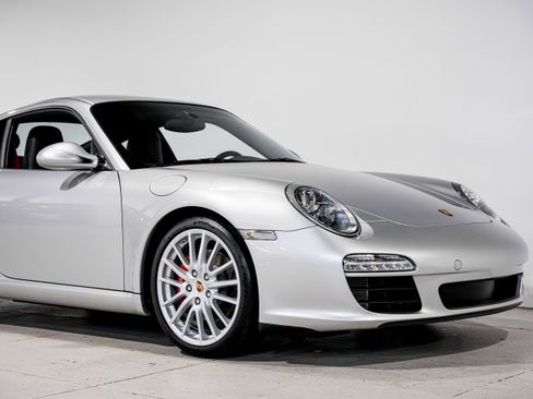 Used 2010 Porsche 911 Carrera S image 42