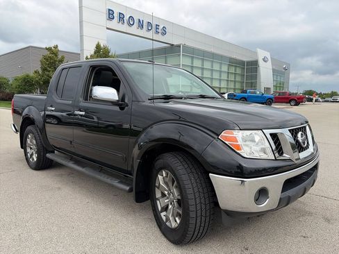 Used 2016 Nissan Frontier SL w/ Moonroof Package AWD/4WD image 1