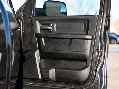 Used 2021 RAM 3500 Tradesman image 12