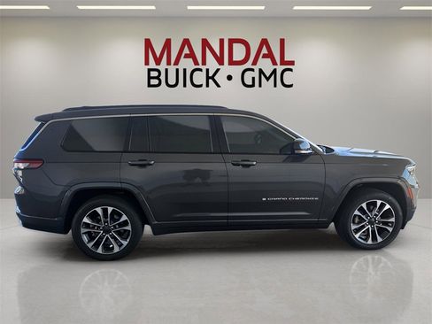 Used 2024 Jeep Grand Cherokee L Overland w/ Luxury Tech Group IV image 5