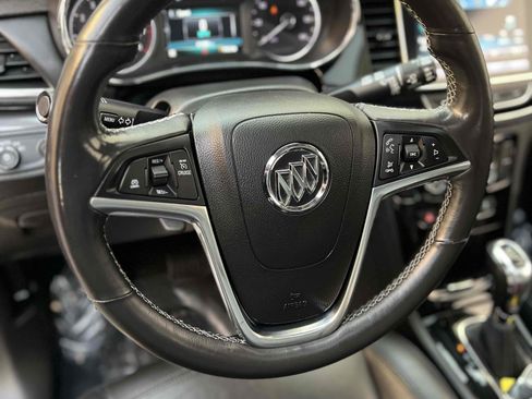 Used 2018 Buick Encore Essence image 38