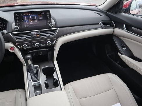 Used 2018 Honda Accord EX-L image 12