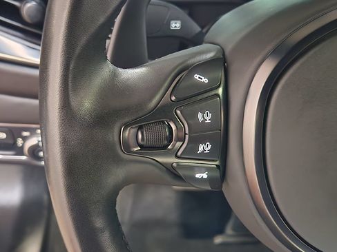 Used 2021 Aston Martin DB11 Coupe RWD image 68