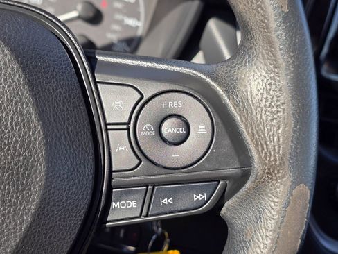 Used 2023 Toyota Corolla LE image 22