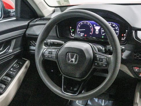 Used 2023 Honda Accord EX image 16
