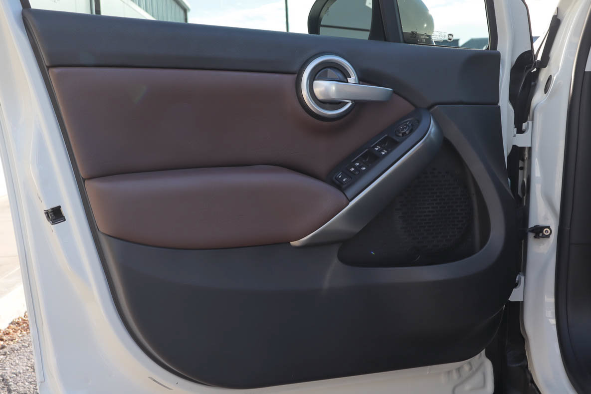 Used 2018 FIAT 500X Lounge w/ Advanced Safety Package FWD image 14
