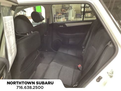 Used 2015 Subaru Outback 2.5i Premium image 19