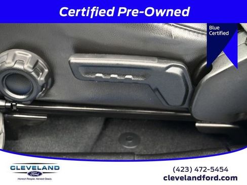 Used 2022 Jeep Wrangler Unlimited Rubicon w/ Cold Weather Group image 11