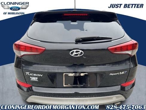 Used 2017 Hyundai Tucson Sport image 10