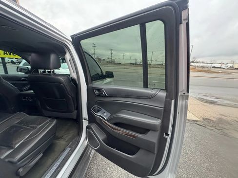 Used 2015 Chevrolet Suburban LT AWD/4WD image 21