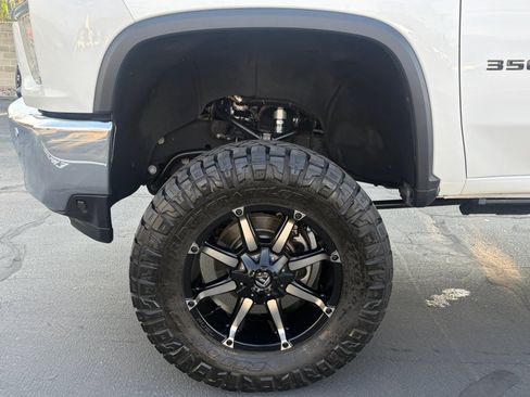 Used 2020 Chevrolet Silverado 3500 LTZ w/ LTZ Premium Package AWD/4WD image 31