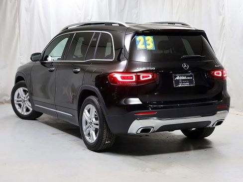 Certified 2023 Mercedes-Benz GLB 250 4MATIC image 9