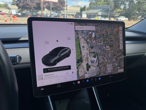Used 2019 Tesla Model 3 RWD image 24