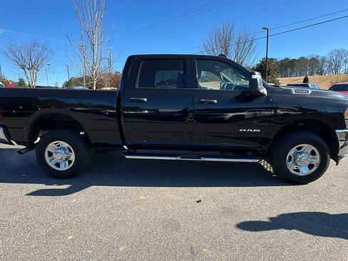 Used 2024 RAM 2500 Big Horn w/ Bed Utility Group image 7