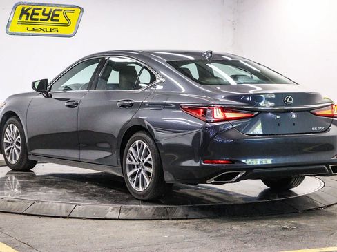 Certified 2025 Lexus ES 350 w/ Accessory Package (Z2) FWD image 2