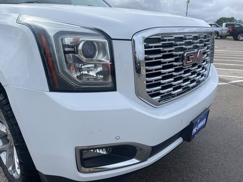 Used 2019 GMC Yukon Denali w/ Denali Ultimate Package AWD/4WD image 9