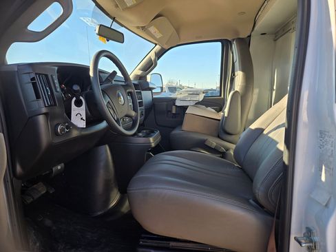 New 2025 Chevrolet Express 3500 w/ Power Convenience Package image 9