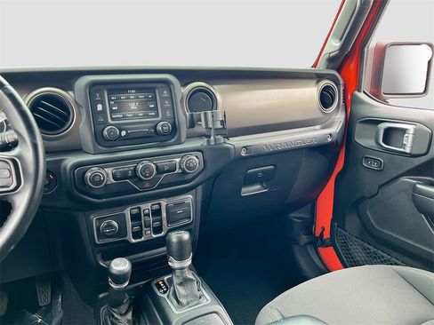 Certified 2018 Jeep Wrangler Unlimited Sport S image 21