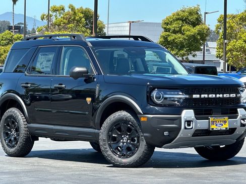 New 2026 Ford Bronco Sport Badlands w/ Sasquatch Badlands Package AWD/4WD image 2