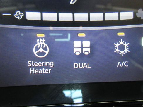 Used 2019 INFINITI Q50 Luxe w/ Essential Package (3.0T Luxe) AWD/4WD image 26